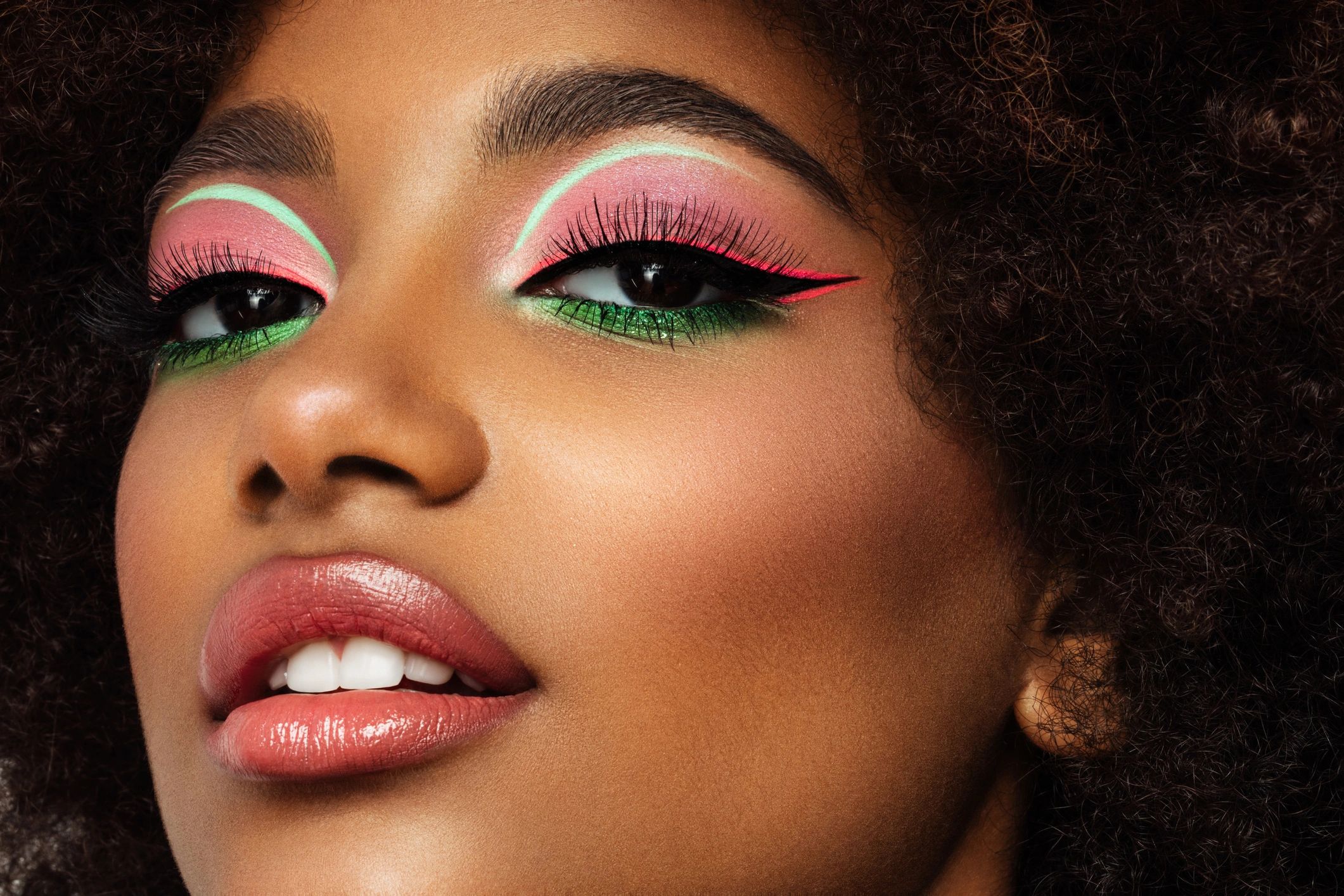 bold glitter eyeshadow palette makeup